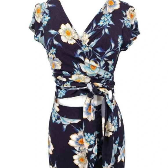 Flynn Skye All Wrapped Up Maxi Dress - Picture 3 of 8